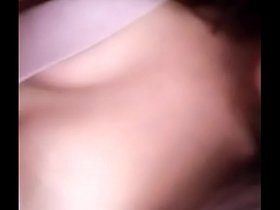 Novinha mostrando os peitos lindo